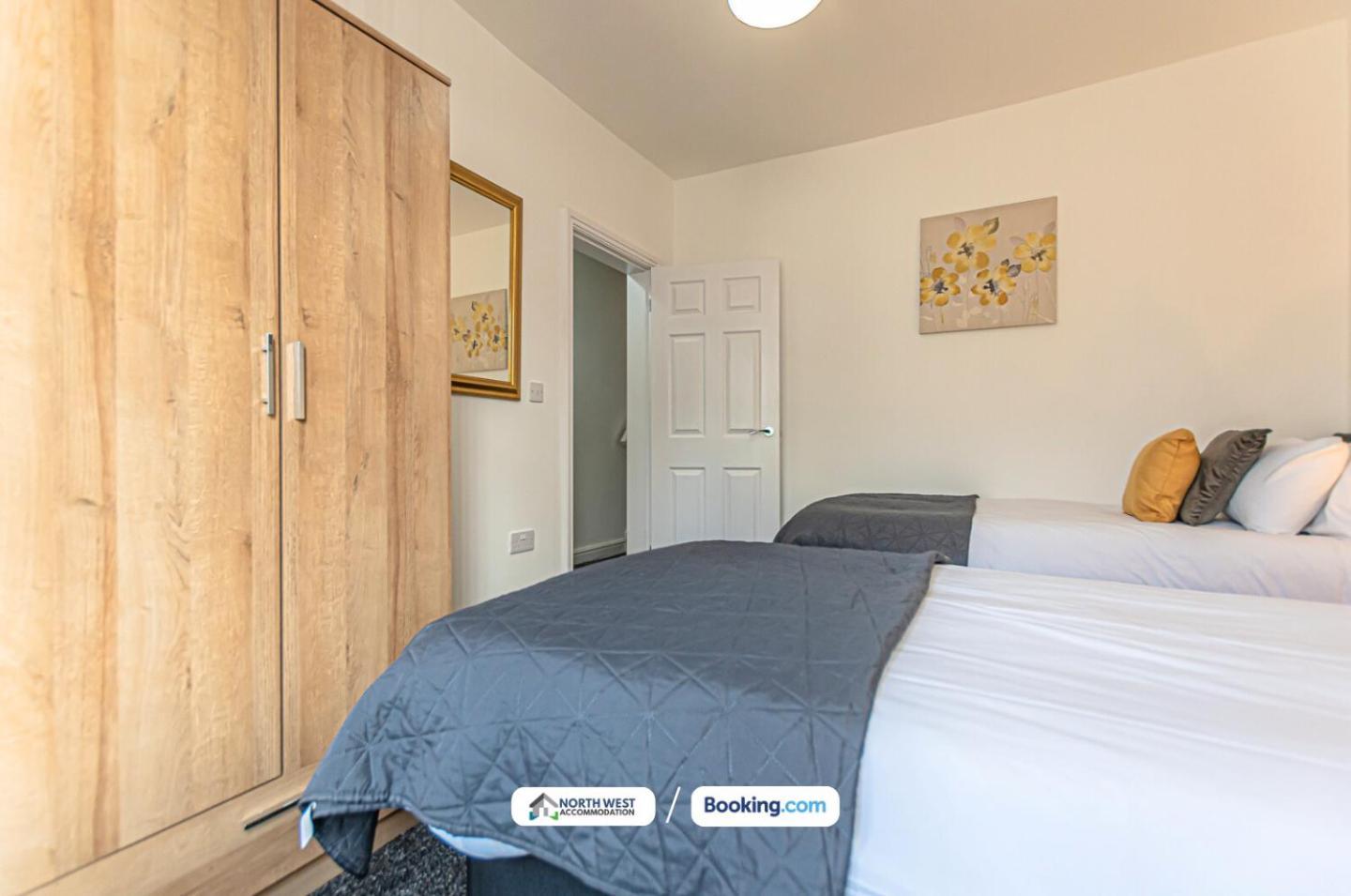 Relocation Or Family Stay 3Br Home In Warrington Exterior foto
