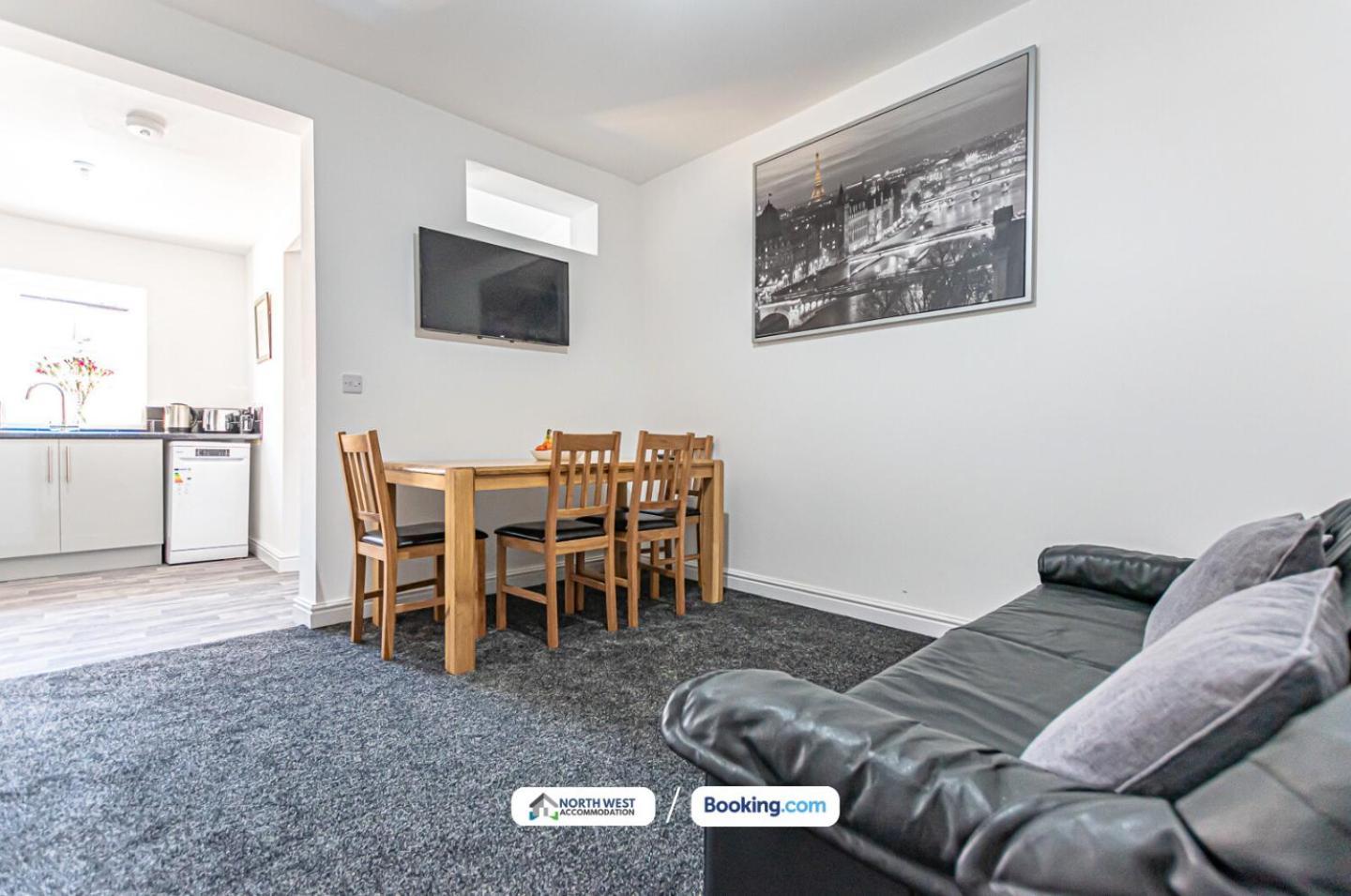 Relocation Or Family Stay 3Br Home In Warrington Exterior foto